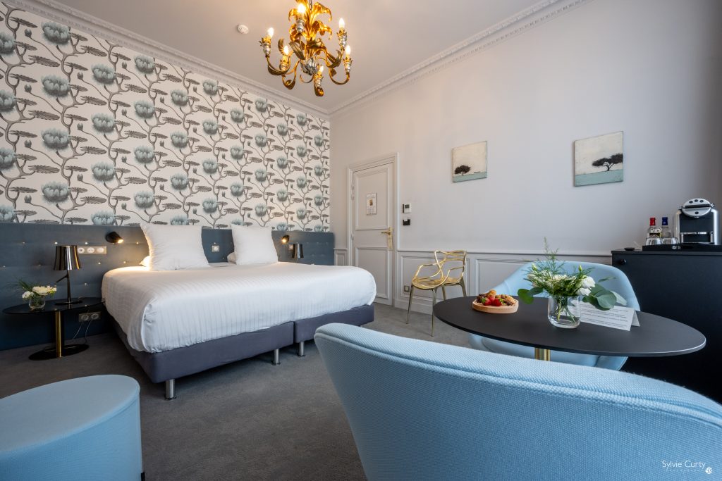 Photo - Hôtel La Monnaie & Spa Week-end en amoureux à La Rochelle : vivre une parenthèse d’exception à l’Hôtel La Monnaie @Studio CURTY Photographe La Rochelle BD 7057