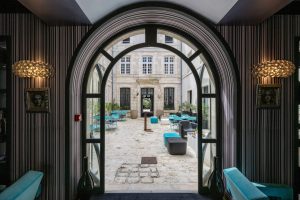 The entrance to the Hôtel La Monnaie in La Rochelle