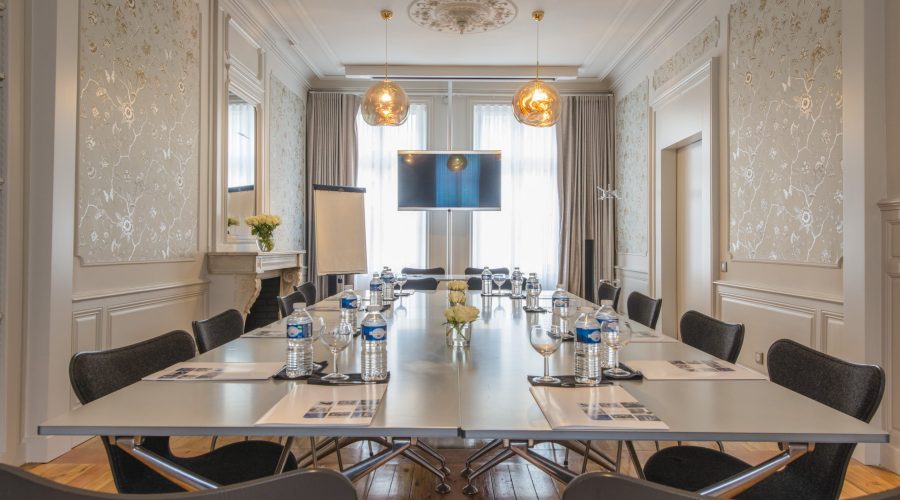 Salle de séminaire au coeur de La Rochelle dans le centre-ville et historique à l'Hôtel La Monnaie